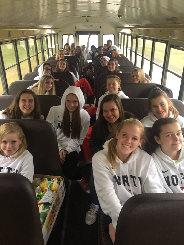 LadyTitansBall's tweet photo. First road trip #fyaaaa https://t.co/zCLdcMztmB