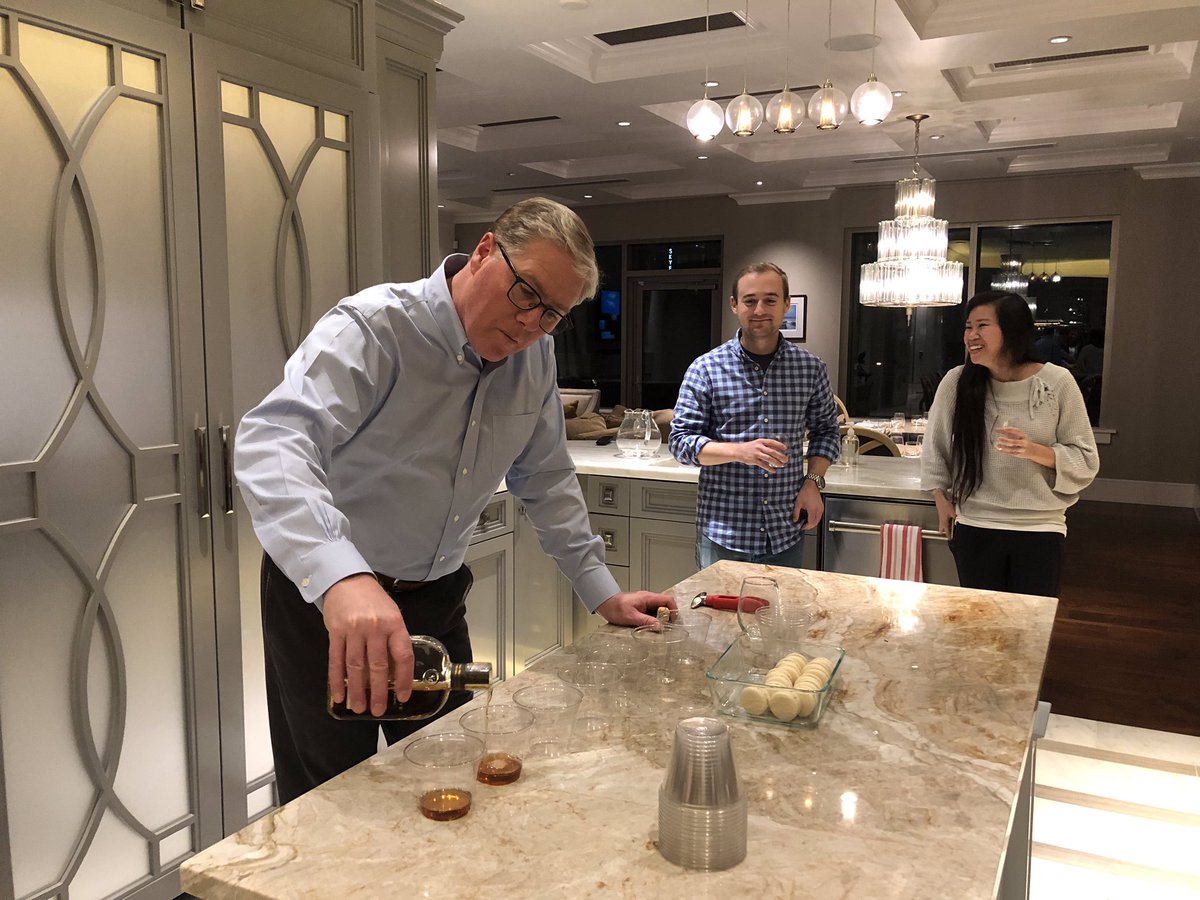 SalmaMerchant_'s tweet photo. Group 2! Potluck at Sean’s: lasagna, shrimp curry.. macaroons.. bourbon.. can’t wait for our next potluck :) #teambuilding #MorrisonLab @CRI_UTSW https://t.co/ZLCl4u6gON