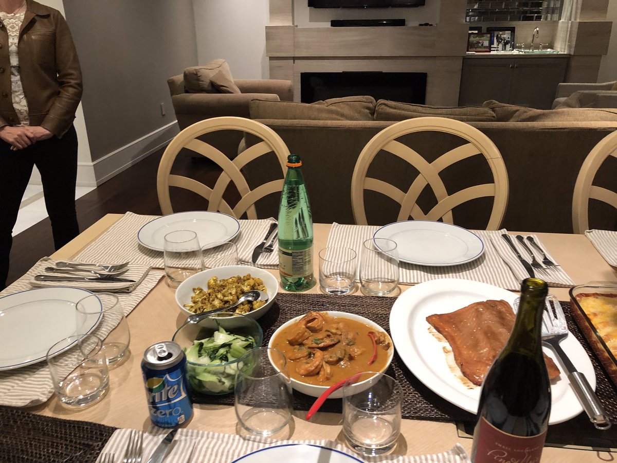 SalmaMerchant_'s tweet photo. Group 2! Potluck at Sean’s: lasagna, shrimp curry.. macaroons.. bourbon.. can’t wait for our next potluck :) #teambuilding #MorrisonLab @CRI_UTSW https://t.co/ZLCl4u6gON