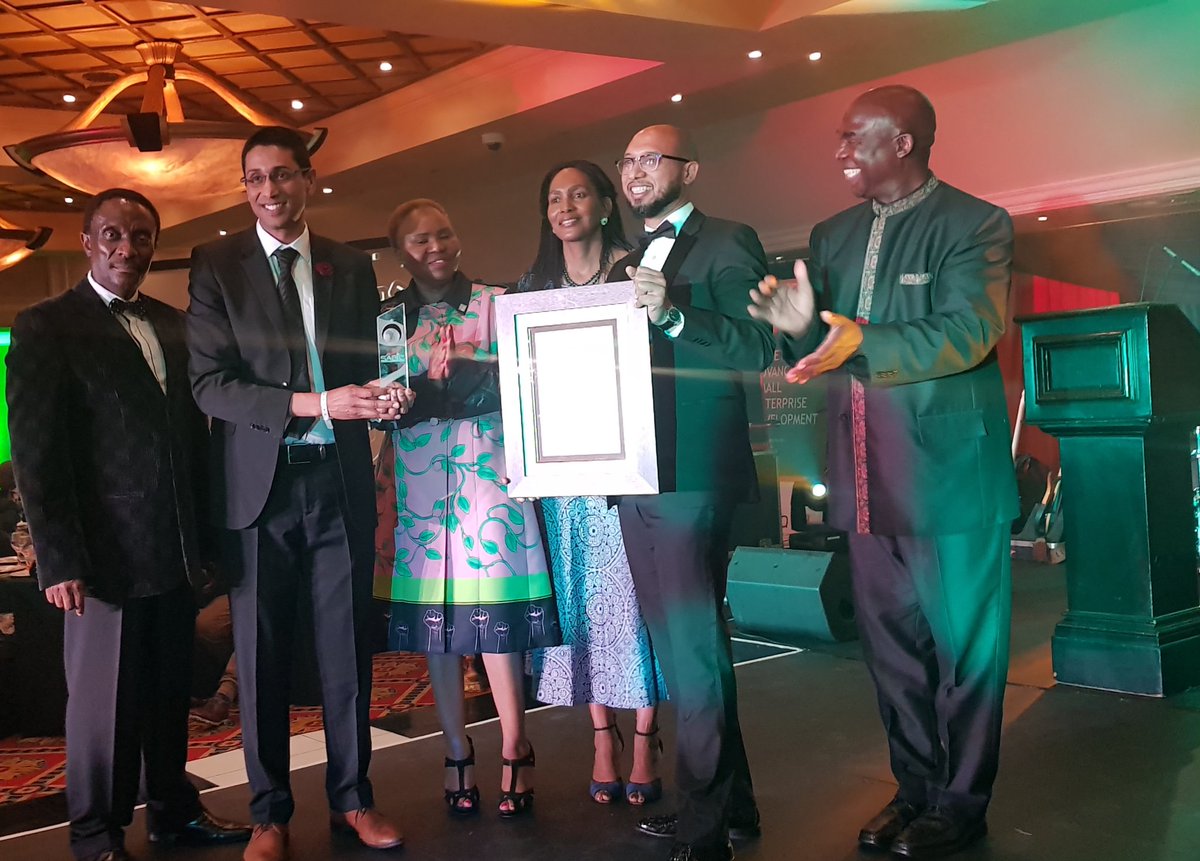 annemarie5711's tweet photo. #SABIC2018 #propertypoint #growthpoint Award Winner C9ngrtas Best of the Best https://t.co/kzmLxQg4J7