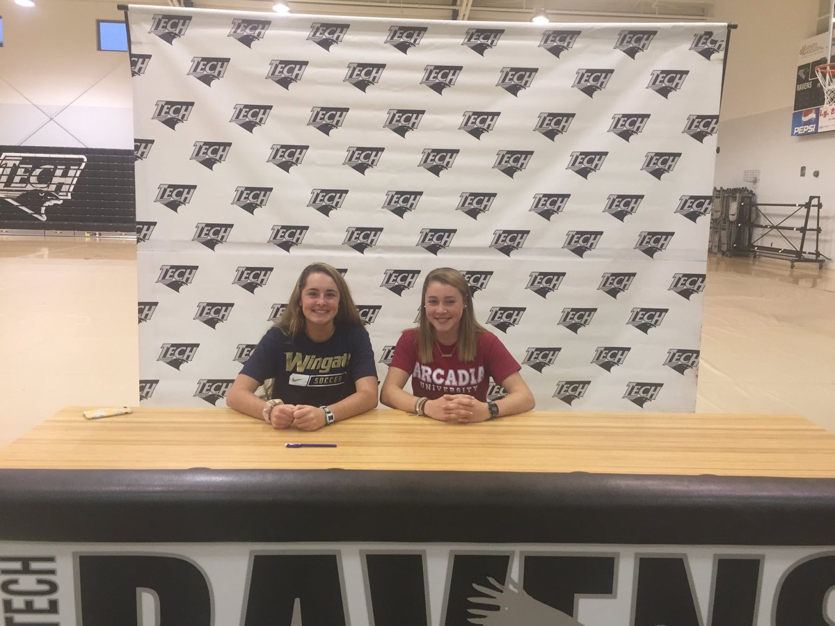Ravens_Sports's tweet photo. Congrats to Nikki Phillips (Soccer - Wingate) and Regan Sammons (Field Hockey - Arcadia) for signing today! https://t.co/0a5yTFAD5E