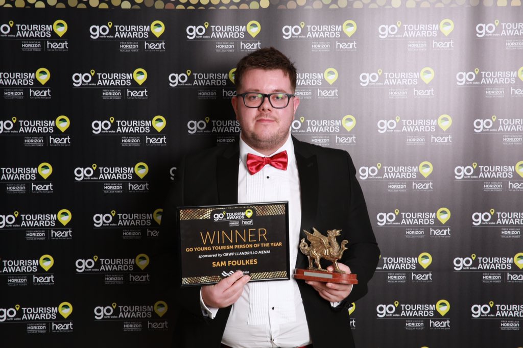 Congratulations #GONWTAWARDS18 @nwtbiz <a href="/HeartNorthWales/">Heart North & Mid Wales</a> Go Young Tourism Person of the Year WINNER Sam Foulkes @cyclone_events sponsored by @llandrillomenai