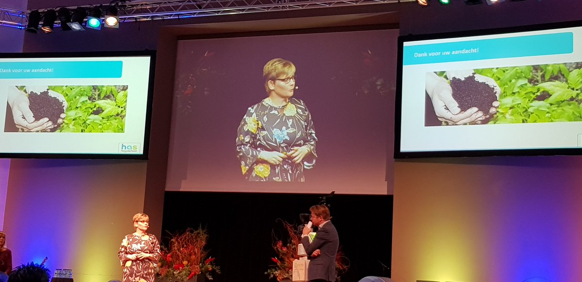 Interessante onderwerpen op de jaarvergadering van de LLTB te Roermond. <a href="/LLTB_Roermond/">LLTB</a> 
Aandacht voor bodem en smart farming # bodemscan # bodemgezondheid
Goede lezing over ambachtelijk brood zonder suiker.  Lezingen o.a. van Judith van den Mortel en van <a href="/limburgsebodem/">Yannick Smedts</a>