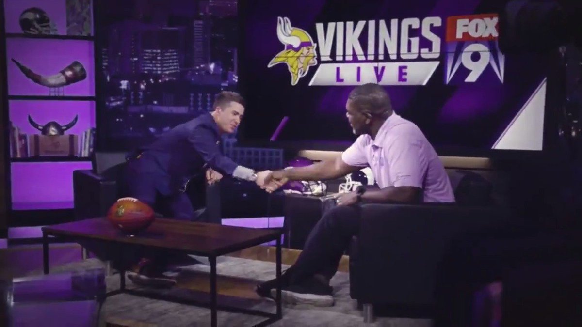 .@dalvincook will join @PAOnTheMic tonight on #Vikings Live at 6:00 p.m.   📺: @FOX9 💻: vikings.com https://t.co/6JZ0RmlWoX