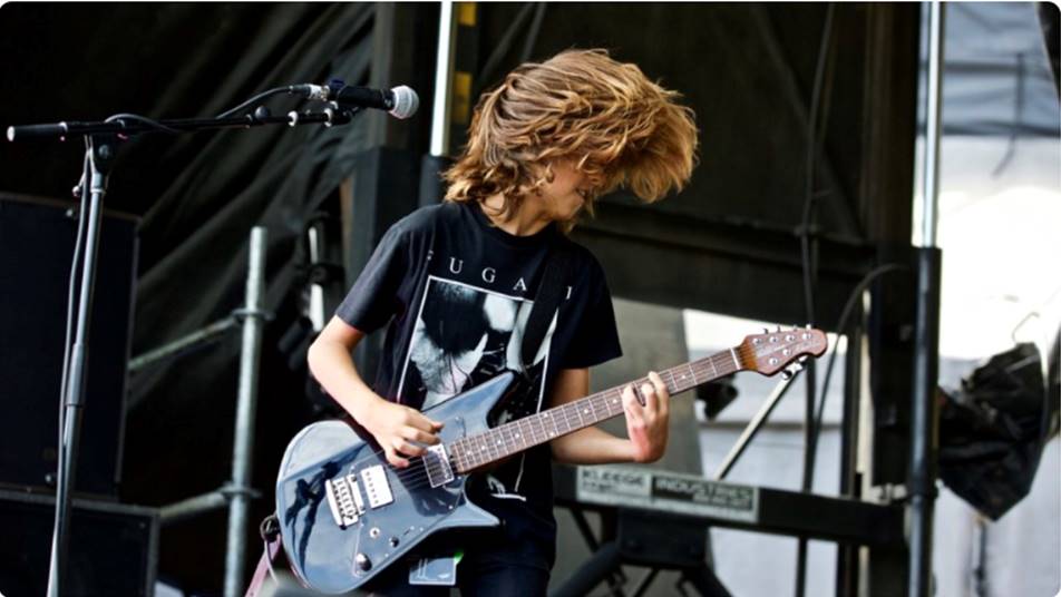 ernieball's tweet photo. Ernie Ball Music Man young phenom artist Bastian of #TheAlive with his custom Albert Lee HH guitar. Learn more about the Albert Lee HH: https://t.co/H5IjgKDwUU https://t.co/6TvgObTQxd