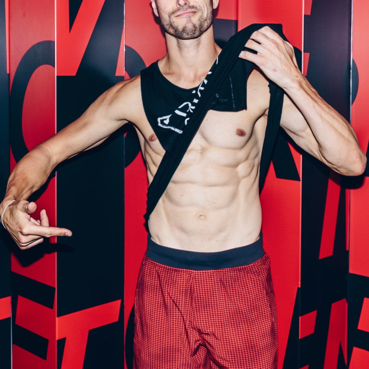 LagreeStudio's tweet image. Abs like this never came so easy 😉 Who’s joining Ty for an ABS &amp;amp; A$$ class this week? Our #Westwood Supras are waiting for you. #megamen #megafit