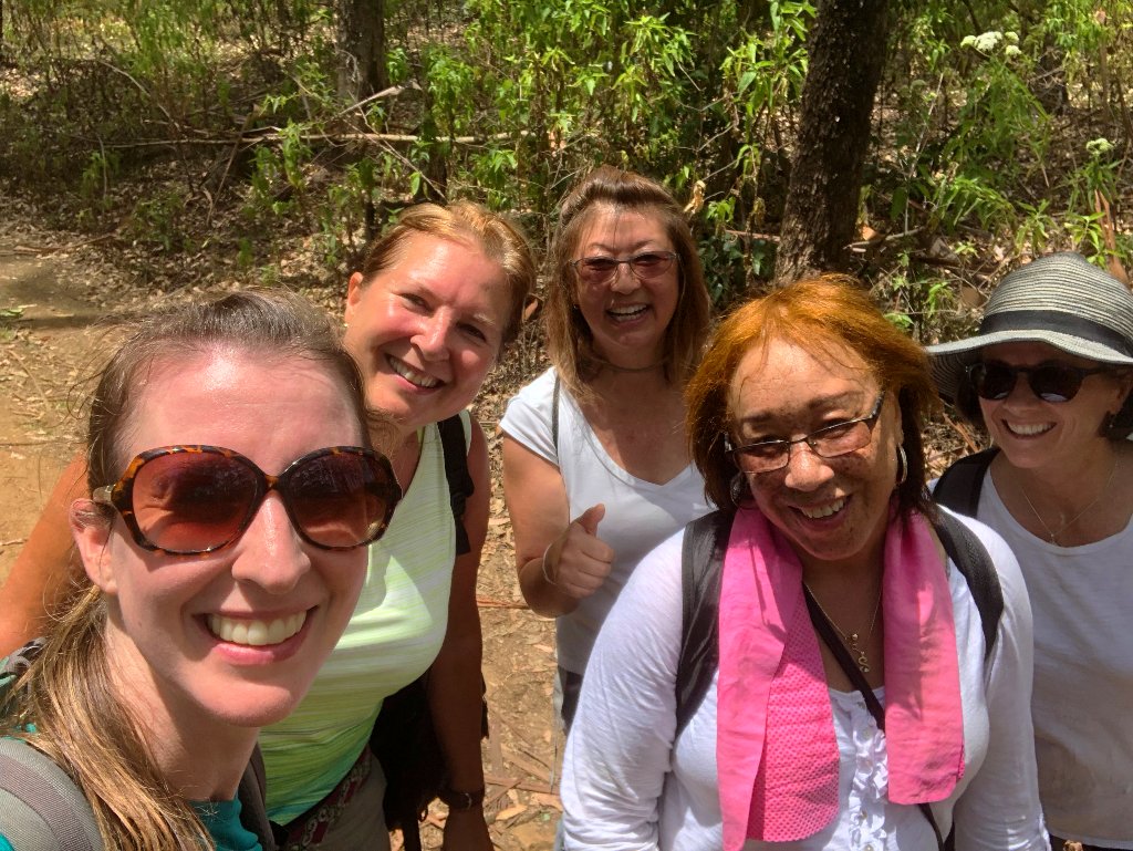 GEEOtravels's tweet image. Don't you love when the journey AND the destination are awesome? Check out this selfie from Rachel Krone on the trek to Ella Rock, Sri Lanka!

Read more about next summer's trip here:geeo.org/tour/srilankam… 
#GEEOTravels #GEEO2018 #EllaRock #SriLanka #Maldives #Hiking#Travel