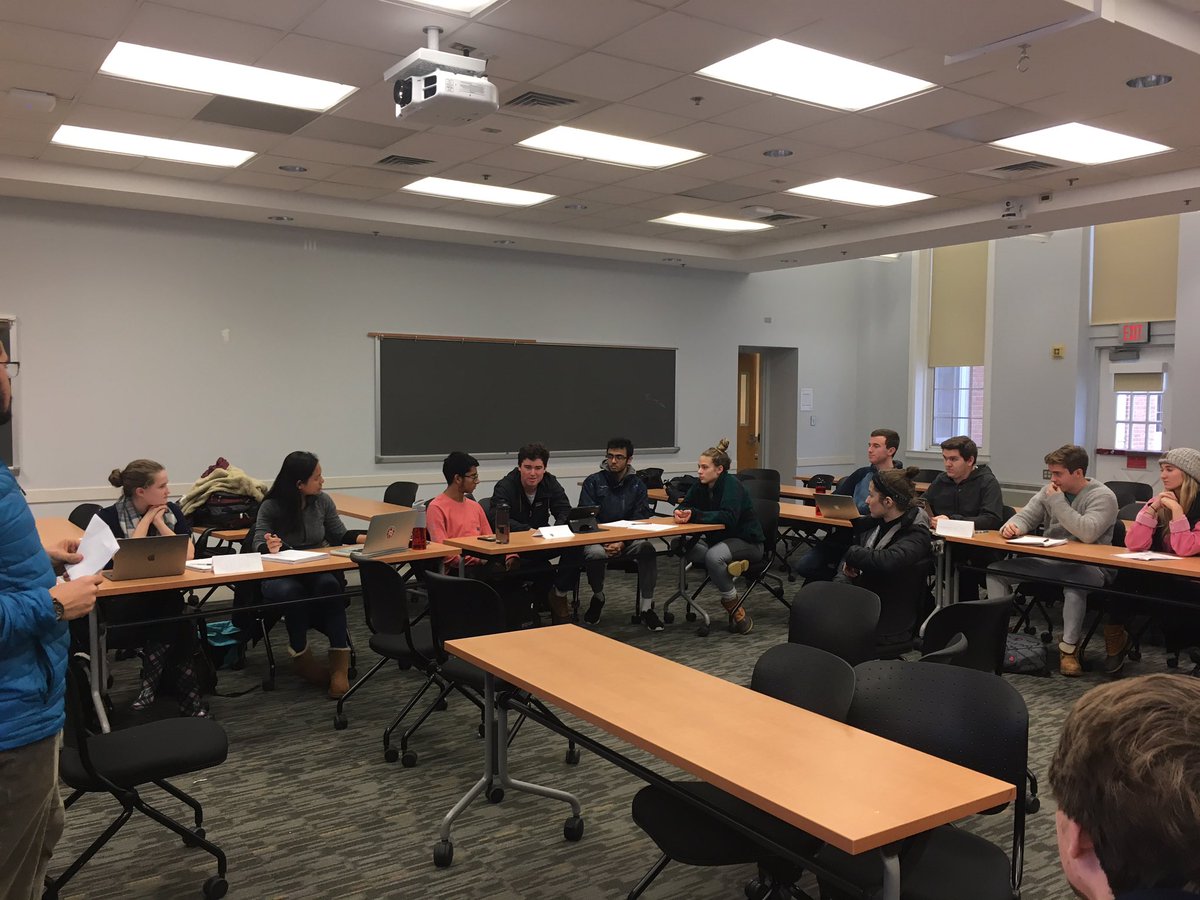 plscholars's tweet photo. ❄️Theres sNOw stopping these PL-ers! ❄️Today’s class found 1st year students engaging in a @StateDept inspired negoation training, allowing students to apply leadership principles they’ve learned throughout the semester. Last class before Thanksgiving Break! #letitsnow https://t.co/0zD5ZZImwp