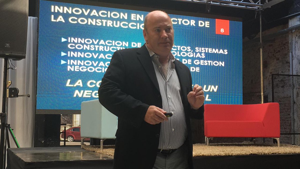 PrensaRE's tweet image. &quot;Todos hablan de los millenials, pero ellos no son el único mercado. Los seniors son el mercado al que debemos apuntar&quot; dice Sergio Topor en #PropTechWorkday. &quot;Hay que mirar y entender los negocios, los senior también están cambiando los conceptos y las formas de vivir&quot;.