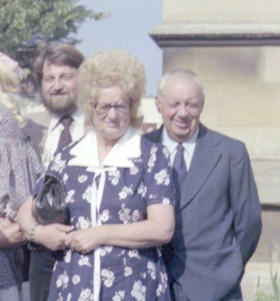 stefdickers's tweet photo. My brill Nan's ever-evolving hairstyles seemed to cause quite a stir in their previous appearances, so here's two more 'moments' for your perusal, including the perilous feat of smoking within 50 foot of that much hairspray! #hairstyles #wowfactor #topnan https://t.co/M9lEZYC56A