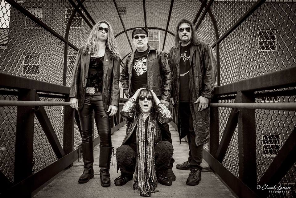 scarlet_richie's tweet image. FRI DEC 1ST @scarlet_richie #ShowOfShows #ChristmasBash at MURPHY'S PUB #NEWTOWN, CT! Info: facebook.com/events/2486666… @MarkMur21083442