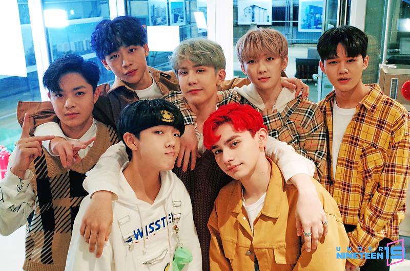 JJkim43837613's tweet photo. นี้มันรูปการรวมตัวของเด็กอินเตอร์นี้หว้าาาาาา~ 😂😂 เกาหลี จีน ญี่ปุ่น ไทย ฟิลิปปินส์ ลอสแอนเจลิส 😍

#มิน #มินคิม #แทกุกไลน์ #Min #MinKim #19Under #민 #민김 #태국 #사랑해 #UNDERNINETEEN #언더나이틴 https://t.co/MxuKlD8bnB