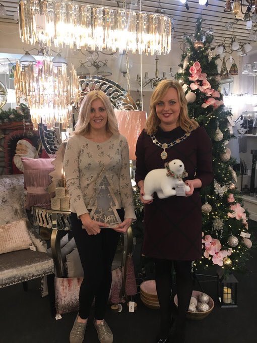 JR_Lighting's tweet photo. Thank you very much vice chair @oksana_mcmahon  for coming to our Christmas Extravaganza evening tonight! Our 20% sale will run all weekend! #Newry #Christmas #sale https://t.co/qkrOhaLtVY