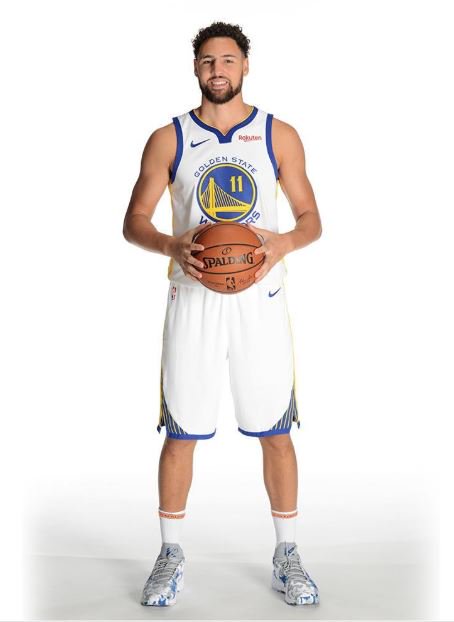janellewang's tweet image. JUST IN: @warriors launch autographed jersey auction and fundraiser to help w/ #CampFire relief efforts. Auction: on.nba.com/2RXZLoK #CrowdRise for @NVCF bit.ly/2DoitSk