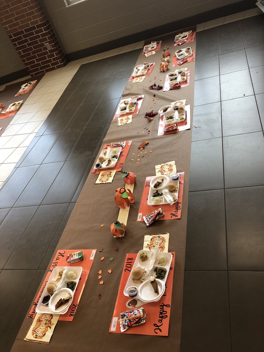 MahaffeyKISD's tweet photo. Kinder Thanksgiving play and feast! Thank you to our amazing parent volunteers and teachers for their hardworking putting this together. @Liz_L_Ali @DMollinedo13 @MrVvazquez1 @cottonskinders @michelle_sharp1 @SarahWahlquist https://t.co/1QVN3alaH1