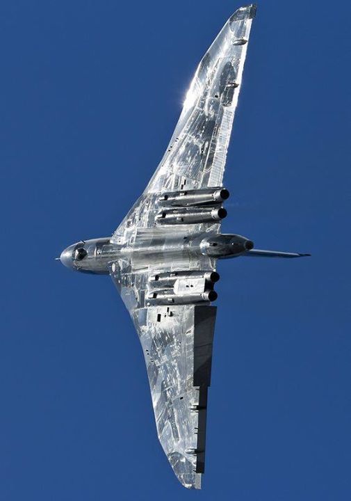 The underbelly of a beautiful beast...

This has to be the ultimate shiny object...want one! 

Photog unknown ift.tt/2bj6e8n