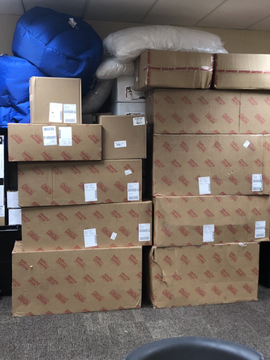 NiemanPTA's tweet photo. @NiemanPTA loves to spoil the students and staff!!! Exciting things coming 😊 @Nieman512 https://t.co/dCT6ggFahe