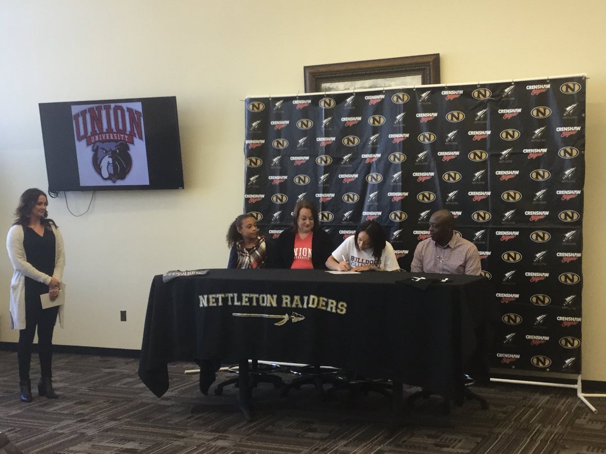slawsaunders's tweet image. Nettleton setter Sydney Sample signed to play volleyball for Union University today. Sample was essentially a Swiss Army knife for @NettletonVB, capable of significantly denting every spot on the stat sheet each time out. She’ll be a DS in college. #arpreps