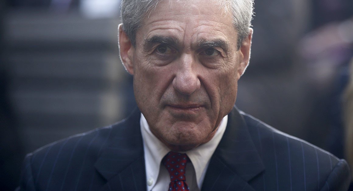 thesum's tweet photo. @TrumpGolf @EricTrump @TrumpColtsNeck @TrumpBedminster @TrumpGolfHV @TrumpGolfPhilly @TrumpNationalNY @TrumpGolfDC @TrumpFerryPoint Kicking off an after-mid-terms grand jury investigation. #MuellerTime #TrumpsInTrouble #MuellerIsntGolfing #FiveStarJustice https://t.co/GuTyF7Flm5