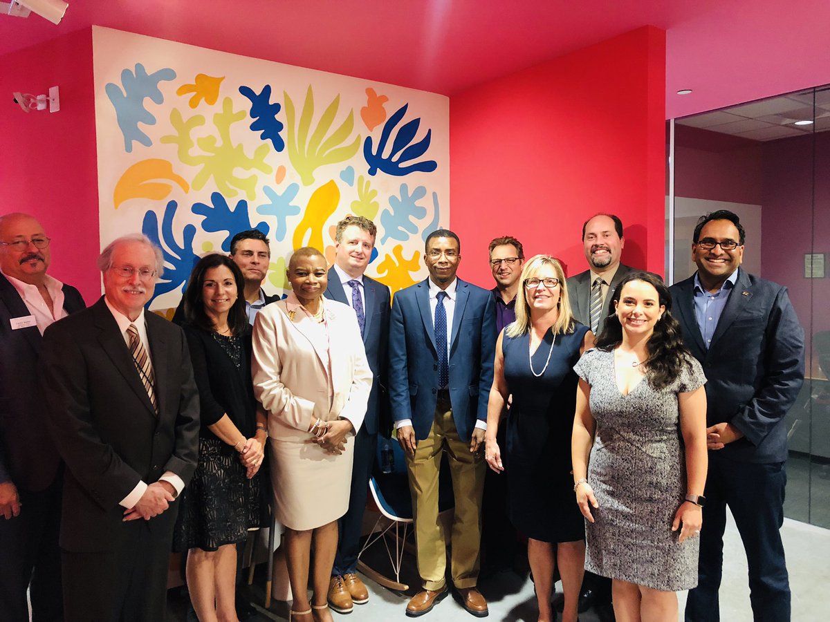 LifeSciencesSF's tweet photo. Today our executive board met to discuss our stragetic priorities and goals for our #LifeScience ecosystem in the coming years. Great things to come for our #SouthFlorida region, students, local companies, & community! #LSSF https://t.co/fvTPkrW8Y1