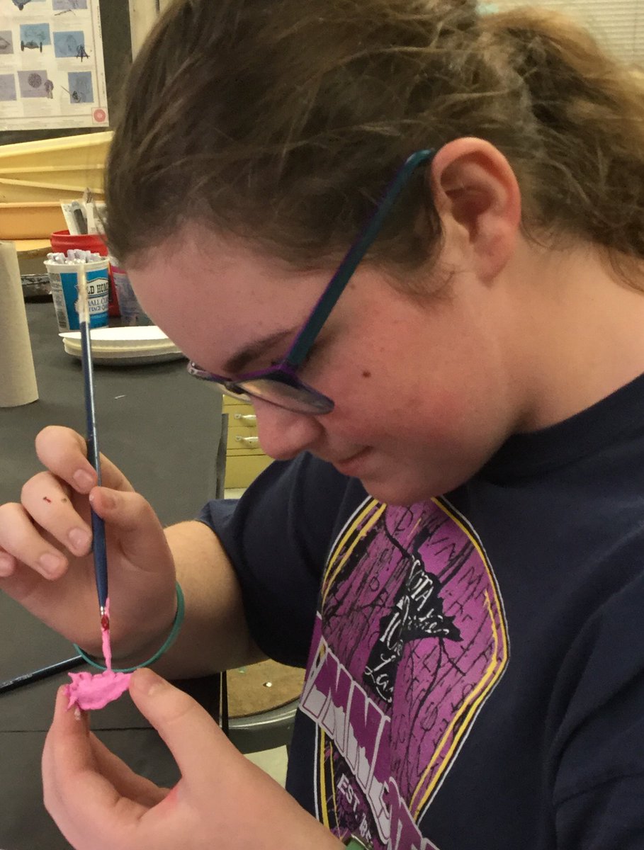 mckinley_margie's tweet photo. Art club exploring !
#WelenspireEach
#EPCMS https://t.co/x6XE2icYSc