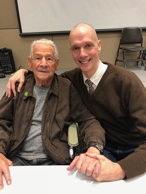 actordougjones's tweet photo. DREAM COME TRUE to meet my inspiration, Ricou Browning (Creature From The Black Lagoon) last weekend at @grcomiccon !
- His fishman and mine, 1954 &amp; 2017.
- Side-by-side at our panel.
- Me remembering his legacy in the water.
- We exchanged signed 8x10's, and here's what I got!! https://t.co/f2dQ8xmoer