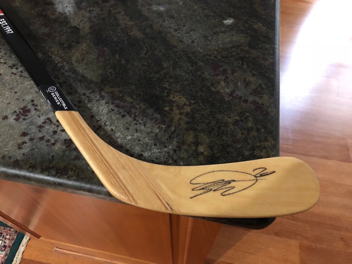 pam_geiger's tweet photo. Thanks for the donation ⁦@SebastianAho⁩ and ⁦@CarolinaHurric1⁩ for our ⁦@meowhousecat⁩ fundraiser! How about a picture with a lap full of kittens?! 😄 https://t.co/CzWTUXTROW