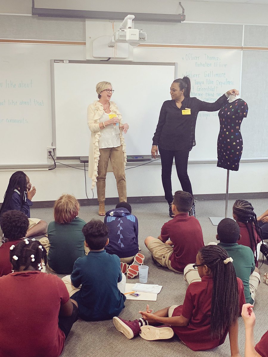 LockhartMagnet's tweet photo. Raise your hand if you love the fashion industry 🙌🏼! Thank you @kbiehl706 from @neimanmarcus for sharing the creative aspects of the fashion industry. #BeLockhartSmart #BuildingHeartsBuildingMinds #WeClimbTogether @AchievementSch @SDHCMagnet https://t.co/OcoagptJPZ