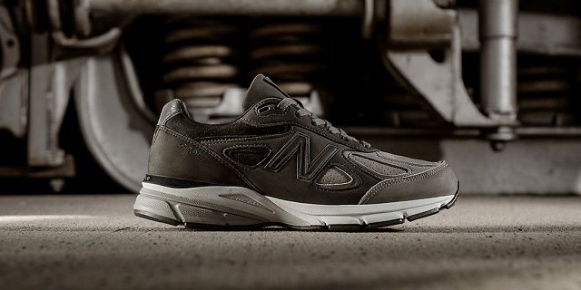 new balance 990 fade to black