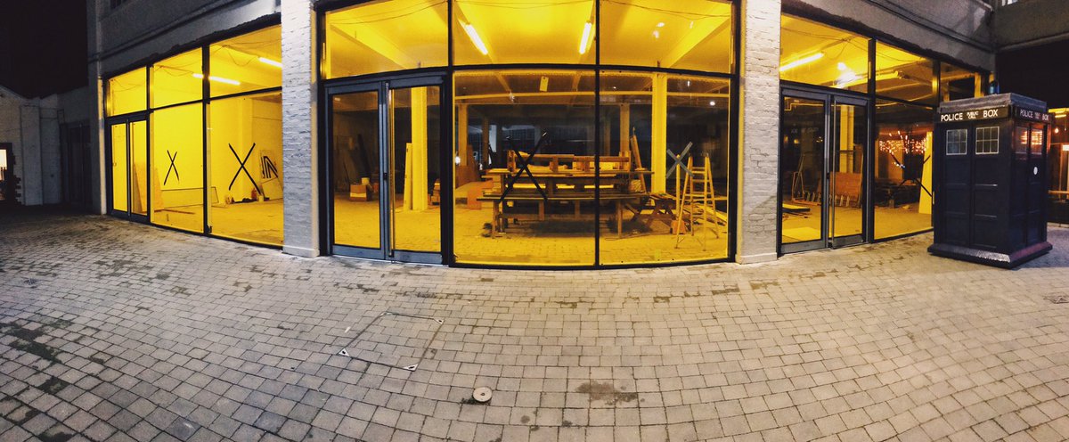 Wow. The new retail units here in Digbeth in our courtyard are starting to take shape! 👍

Photo credit: Yo Dough Brum.