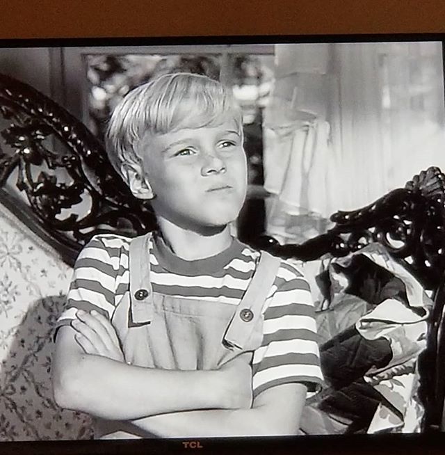ElegantMonogram's tweet photo. On this snow day we are going old school with a Dennis the Menace marathon ❄❄❄
#oldschool #snow #snowday #noschool #frederick #dmv #maryland #dc https://t.co/uUAmgHo2tc https://t.co/24CSq9CZHk