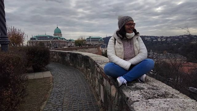 DeboraMarketeer's tweet photo. Que o vento leve o necessário e me traga o suficiente.

#budapest #holidays https://t.co/6dyF0Ixhot https://t.co/et9JzMzXRJ