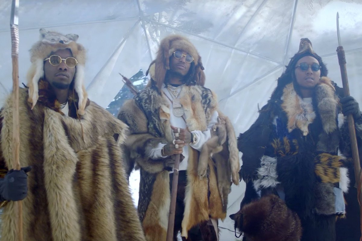 Trashvis's tweet photo. how me &amp; the homies gonna look on Red Dead Redemption 2 online https://t.co/vrKEMYVIbh
