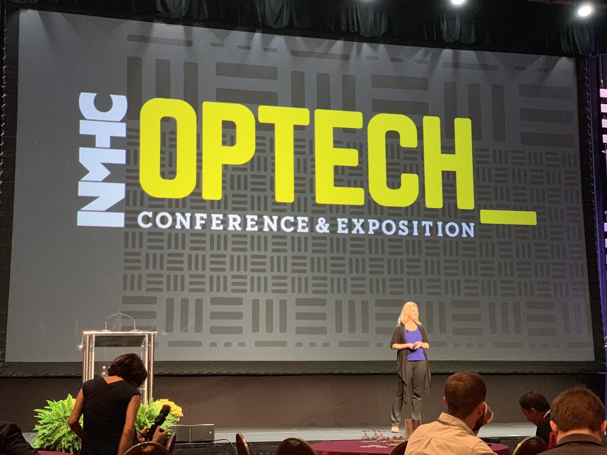 AMPYourNetwork's tweet photo. It’s a live “TedTalk” 😉 listening to @lvanderkam share 7 Time Management Strategies. I’ve learned to focus my life on weeks rather hours. Ready to implement these strategies!!! #optech2018 #ThursdayThought #multifamily #PropertyManagement #TeamAssurant https://t.co/USMfxMqGWj
