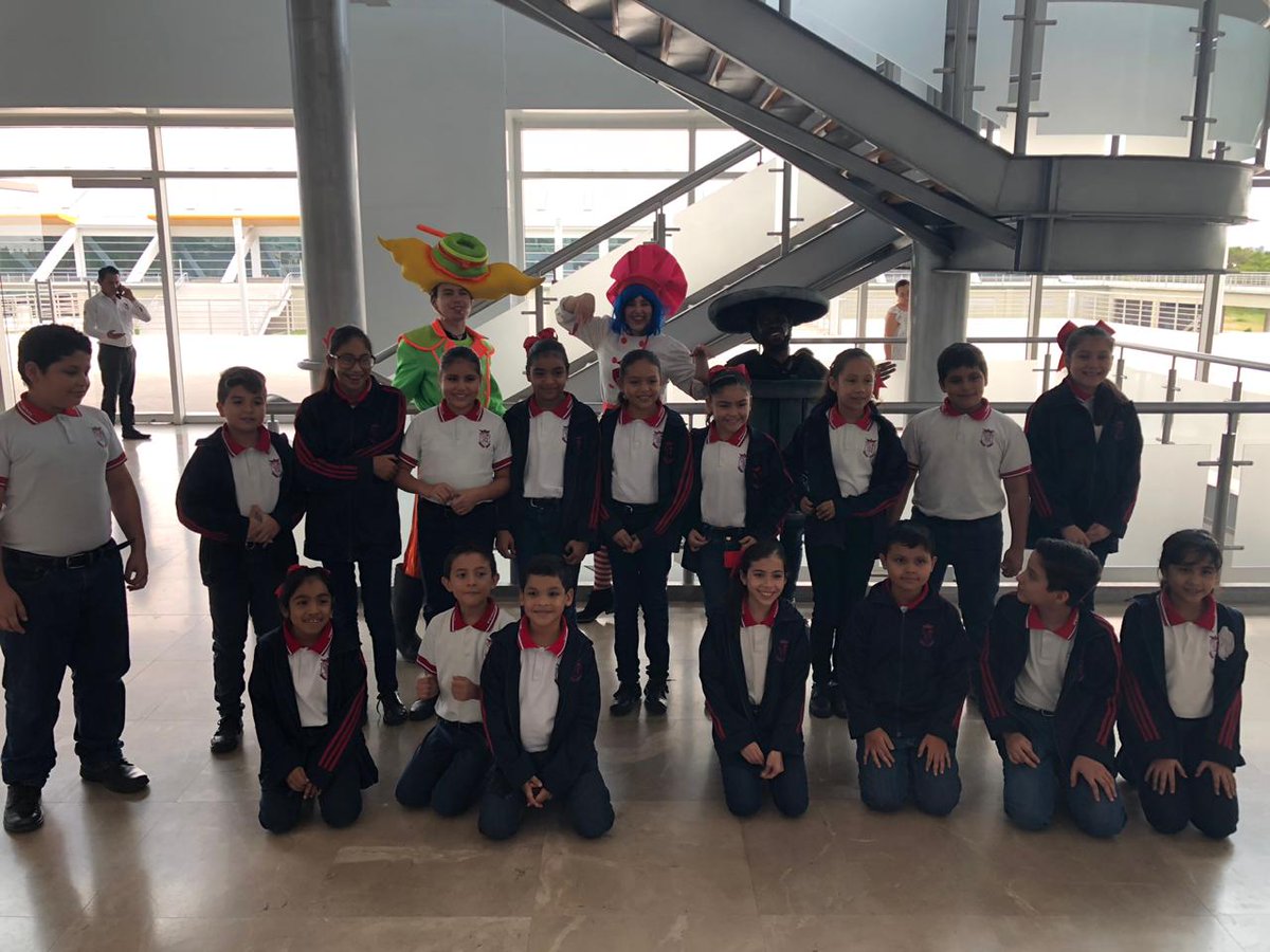 ThePerformers's tweet photo. Hello, friends! We have enjoyed beautiful days with our Mexican friends! 🇲🇽️😍

Thank you, #Tampico. We'll be back soon! 

#ThePerformers #EducationalPlays #Mexico https://t.co/B4uKYFdRGM