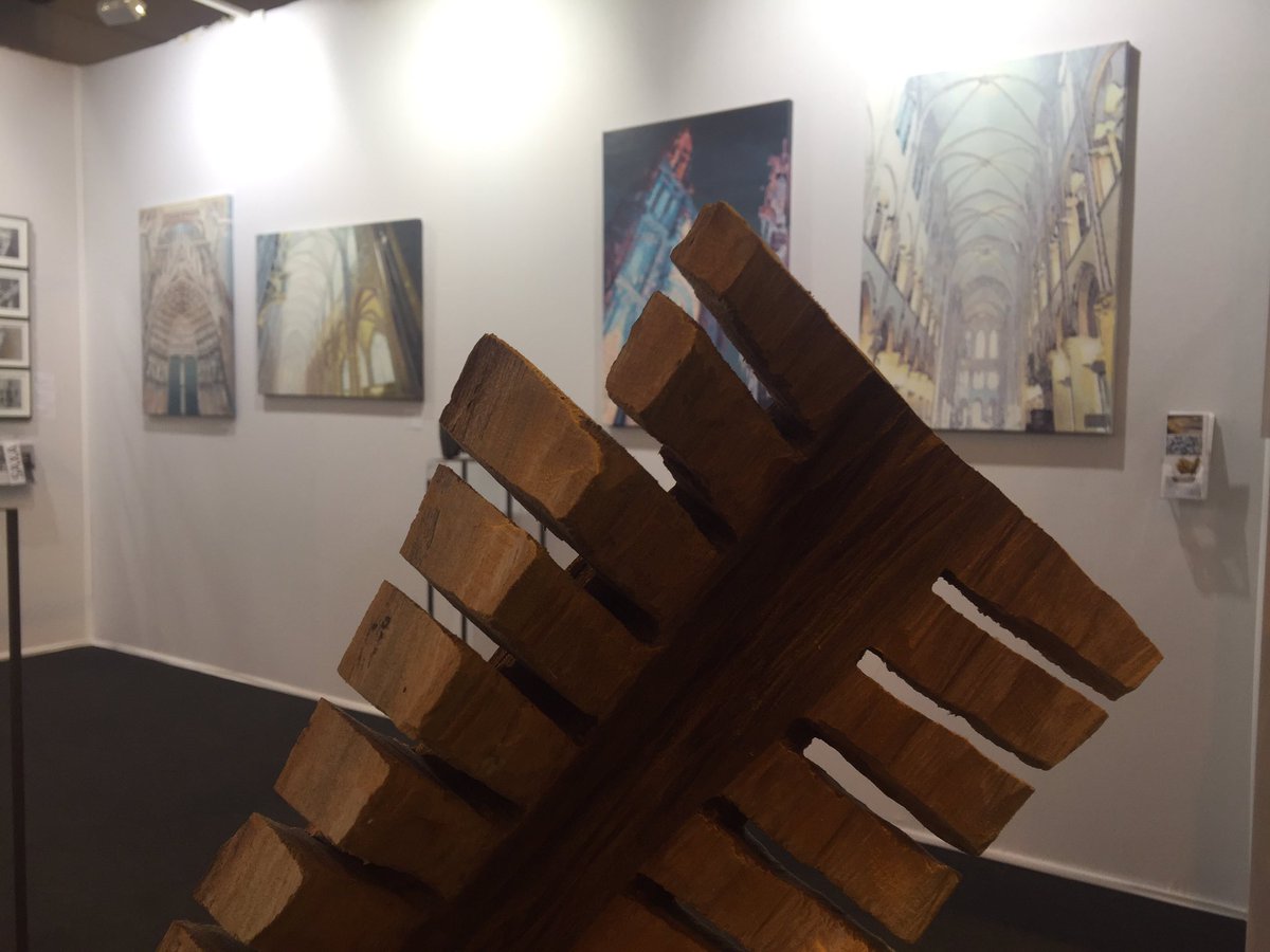 galeriesassen's tweet photo. Eine sehr schöne Vernissage geht zu Ende. #START2018 Morgen um 11 Uhr werden die Türen wieder geöffnet. #Strasbourg #StrasbourgTourisme @strasbourg #galerieluziasassen @galeriesassen @Text_at_Plan @CityNEWS_Koeln https://t.co/VKmkgY9M9F