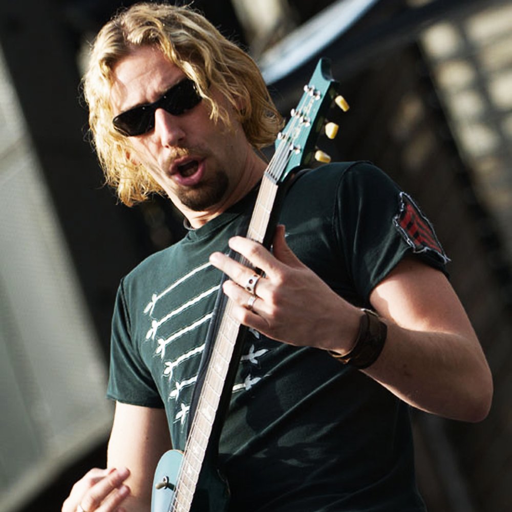 Happy birthday to Chad Kroeger! (Nickelback)      