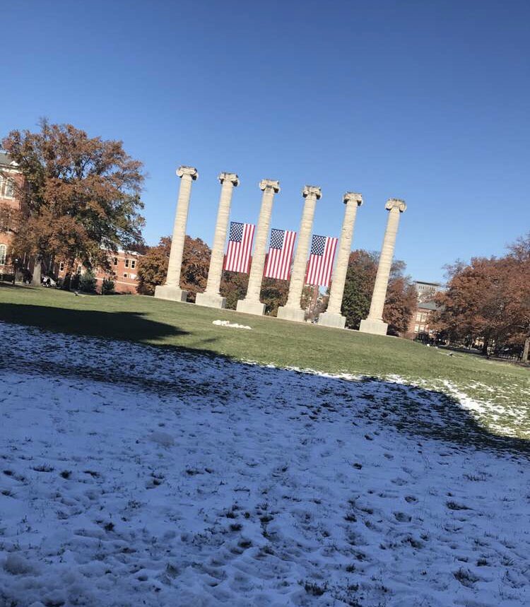 WierAlex's tweet image. The columns are one of the best eye candy, relaxing spots at Mizzou. #MGMT3300E