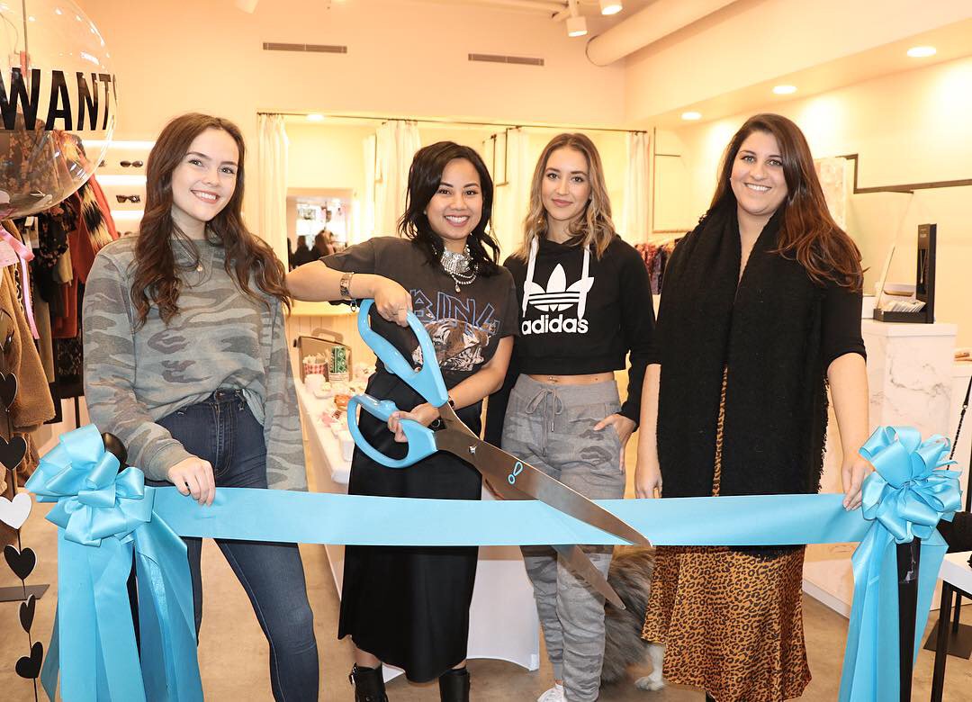 Congratulations Needs/Wants Boutique on your GRAND OPENING today downtown on #RichmondRow!!! #GetDTL #LdnOnt https://t.co/VXO8Dy5PuI