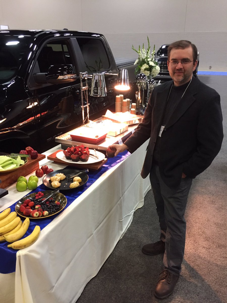AlanPease's tweet photo. Opening Day of the San Antonio Auto and Truck Show which runs through this weekend at the Henry B Gonzales Convention Center. #Thrilloftheride #cars #trucks https://t.co/FP6vVMtGPM