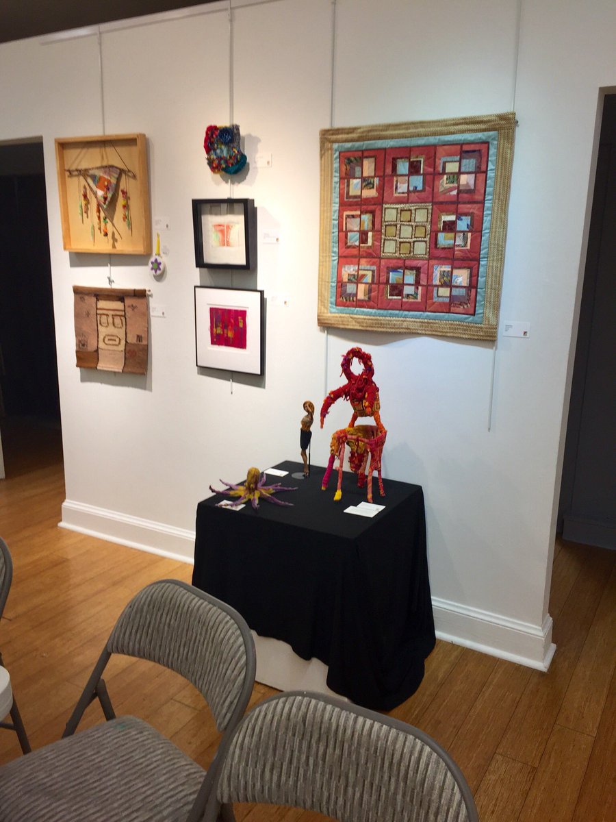 DelRayArtisans's tweet photo. Connecting Threads exhibit celebrates fiber &amp; how it connects us, featuring the work of regional artists showcasing traditional &amp; non-traditional ways to manipulate fiber. Exhibit runs through Sunday (Nov 25). Gallery Hours: Thurs 12-6; Fri 12-9; Sat 12-9; Sun 12-6. https://t.co/t7MsTbzuzG