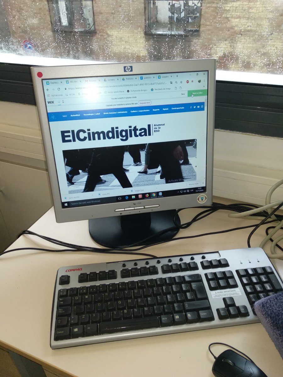 Escolaelcim's tweet photo. ๐ปEl diari digital de 3r dโESO ja comenรงa a tenir forma... la portada...elcimdigital.com ๐ป
.
.
.
#escolaelcim #terrassa #diaridigital https://t.co/fCQOtXKvnP