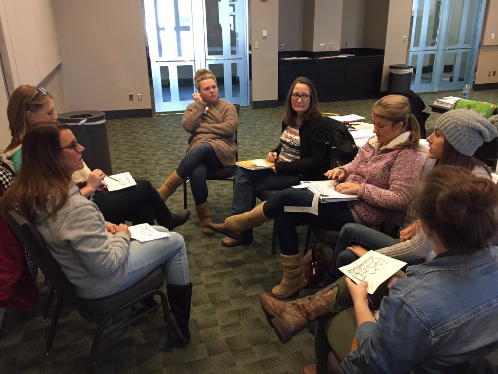 oakgrovelower's tweet photo. OGLE staff learning about teaching #PhonicsFirst, Structures, and Multi-Sensory Grammar with Master Instructor Ingrid Hartig. She was amazing!  #LifeLongLearners #ProfessionalDevelopment #ogle23 #As1LCSD https://t.co/XouDBDMSiz