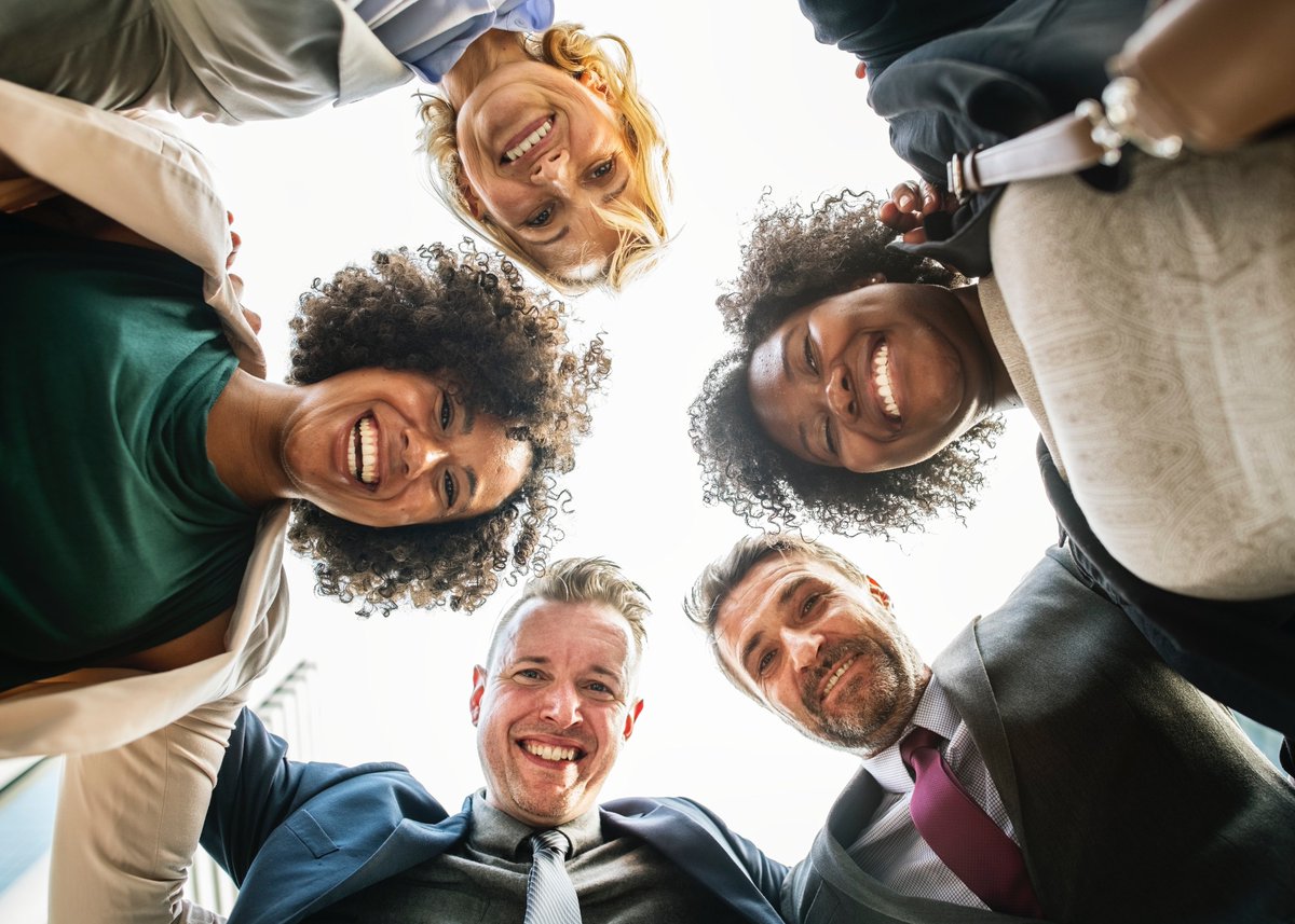 Evidence at last!  Firms offering employee share schemes are more productive and have lower employee churn - check out our unpacking of the research with the author!
solium.com/knowledge-cent… #shareworks #solium #EmployeeEngagement