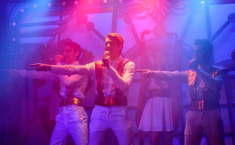 La fiesta no tiene fin 🌈💛🔥 #Pleybill viernes 21hs en <a href="/Teatro_Maipo/">Teatro Maipo Oficial</a> bit.ly/PleyEntradas