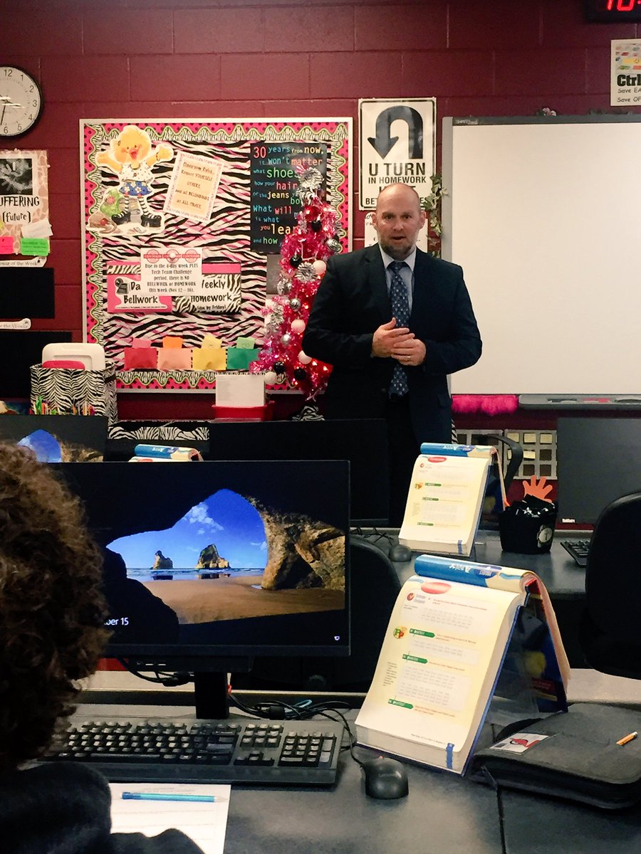 MrsABurkitt's tweet photo. Thank you @BurkittTodd for speaking about the importance of sacrifice to our #cdlphs class! We appreciate your time! #sacrificetodayforsuccesstomorrow #PiketonPride https://t.co/tcvzI5uuTq
