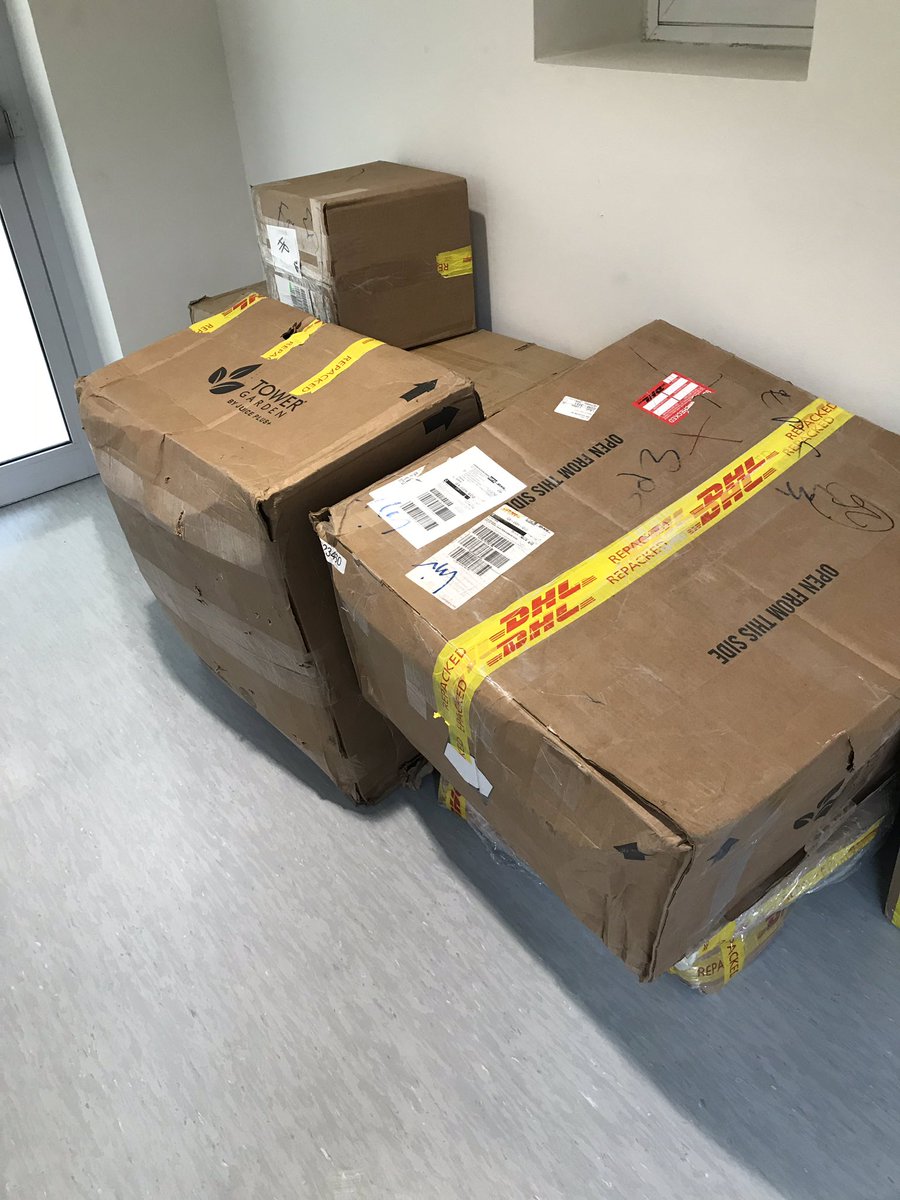 RyanSha712's tweet photo. Inspiring times ahead for G5 Ls at #Qasidra. Mystery boxes arrived, full of growing potential. Next UOI collaboration with #greenBXmachine @swisex2014 @StephenRitz @TowerGarden @MsElainePYP @salomon12310 can’t wait to see fruits of learning #QFSchools https://t.co/YOdxZrOyUk
