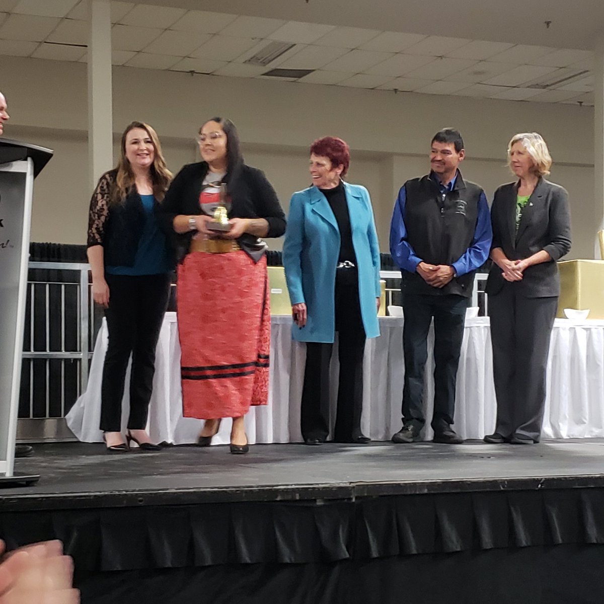 EbertsR's tweet photo. Presenting our second Friends of Education Award to the Red Deer Native Friendship Society for all the work they do for all our staff and students! #RDPSD #RecNight2018 https://t.co/nGVpqyo0qR