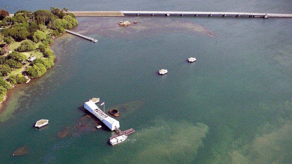 bookdirect's tweet photo. RT @OlaProperties: Pearl Harbor will always be a welcoming place where survivors of the attack can reflect on the events which led to the war and which had such a profound impact on the lives of an entire generation. #PearlHarbor #ThingsToDoInOahu #OahuD… https://t.co/ZbURpBmr62