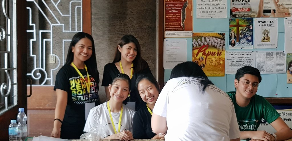 UST_NCBS's tweet photo. Now happening registrarion for UST College of Nursing Send of Mass 2018 💚💛
#SENDOFF2018
#ExcellenceAndHeart
#NCBSLink https://t.co/4jJp20I8fd